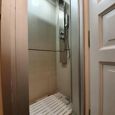 Alice's Corner At Borgo شقة