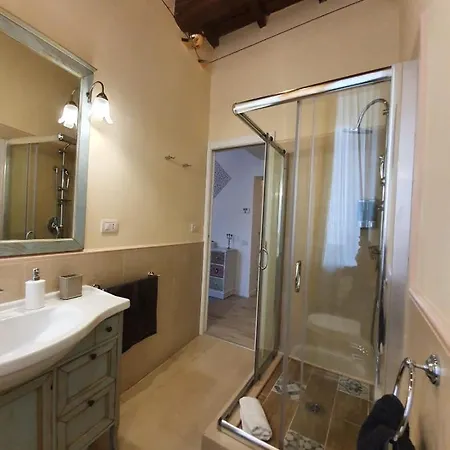 Alice's Corner At Borgo