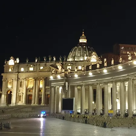 Alice's Corner At Borgo * Roma